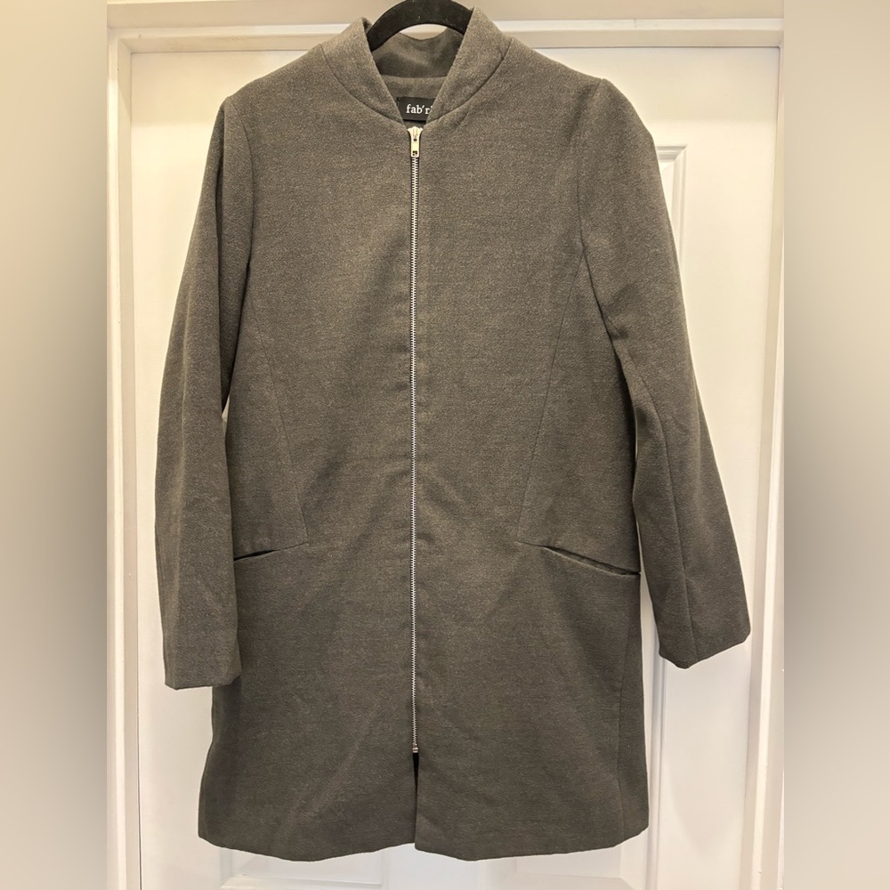 FAB’RIK | Gray Full Zip Coat Size Small